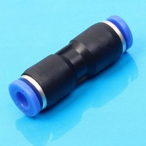 Złączka do wężyka prosta 6mm